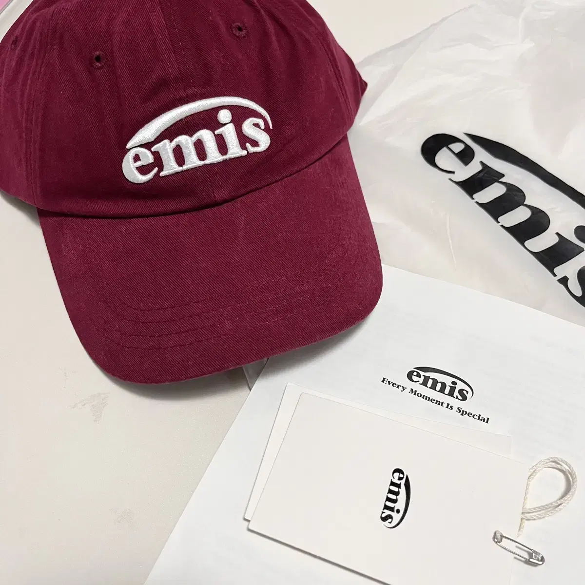 이미스 뉴로고 캡 버건디 NEW LOGO EMIS CAP